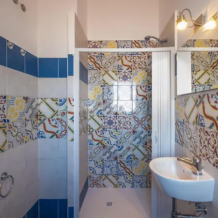 Дом отдыха Gaudi - Mila