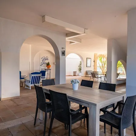 Gaudi - Mila * Sant Isidoro (Apulia)