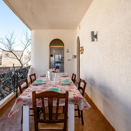 Holiday home Gaudi - Mila Sant Isidoro (Apulia)
